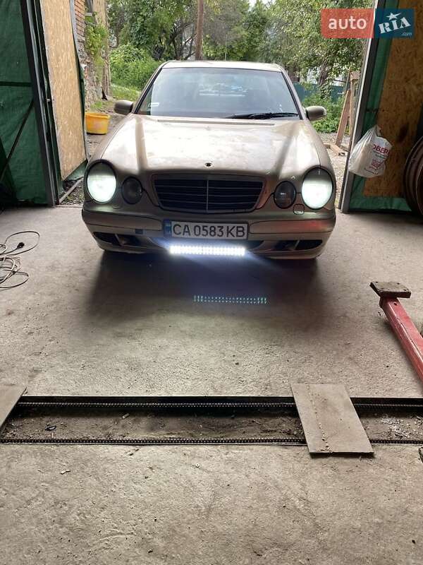 Седан Mercedes-Benz E-Class 1999 в Умани фото 5 Седан Mercedes-Benz E-Class 1999 в Умани