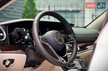 Седан Mercedes-Benz E-Class 2022 в  фото 26 Седан Mercedes-Benz E-Class 2022 в
