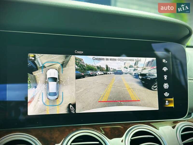 Седан Mercedes-Benz E-Class 2022 в Киеве