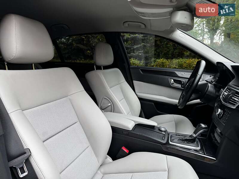 Седан Mercedes-Benz E-Class 2010 в Киеве фото 37 Седан Mercedes-Benz E-Class 2010 в Киеве