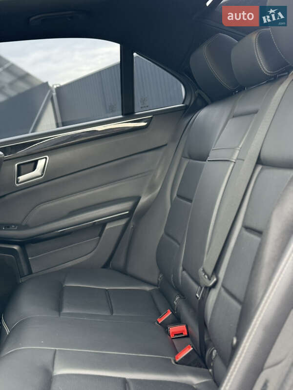 Седан Mercedes-Benz E-Class 2014 в Самборе фото 72 Седан Mercedes-Benz E-Class 2014 в Самборе