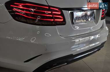 Седан Mercedes-Benz E-Class 2015 в 