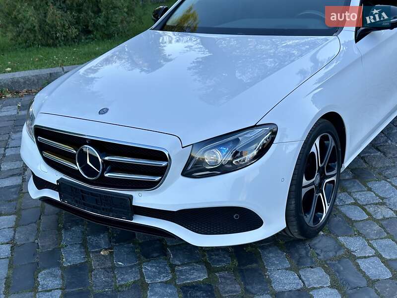 Седан Mercedes-Benz E-Class 2016 в Киеве фото 13 Седан Mercedes-Benz E-Class 2016 в Киеве