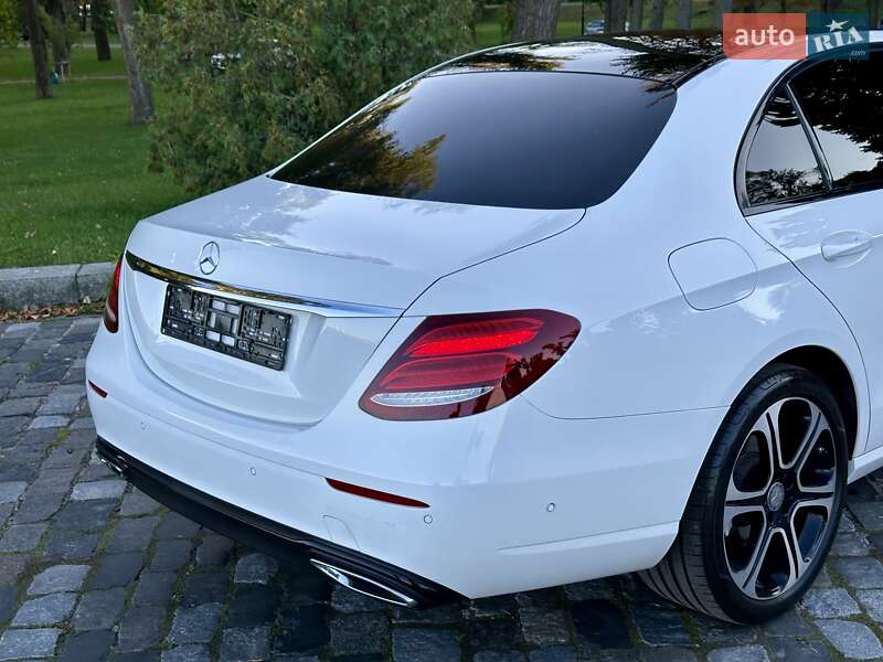Седан Mercedes-Benz E-Class 2016 в Киеве фото 57 Седан Mercedes-Benz E-Class 2016 в Киеве
