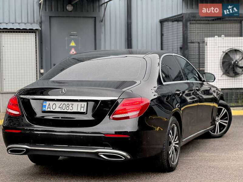 Седан Mercedes-Benz E-Class 2017 в Ужгороде фото 10 Седан Mercedes-Benz E-Class 2017 в Ужгороде