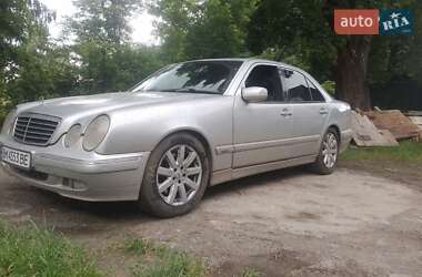 Седан Mercedes-Benz E-Class 2001 в Шостке