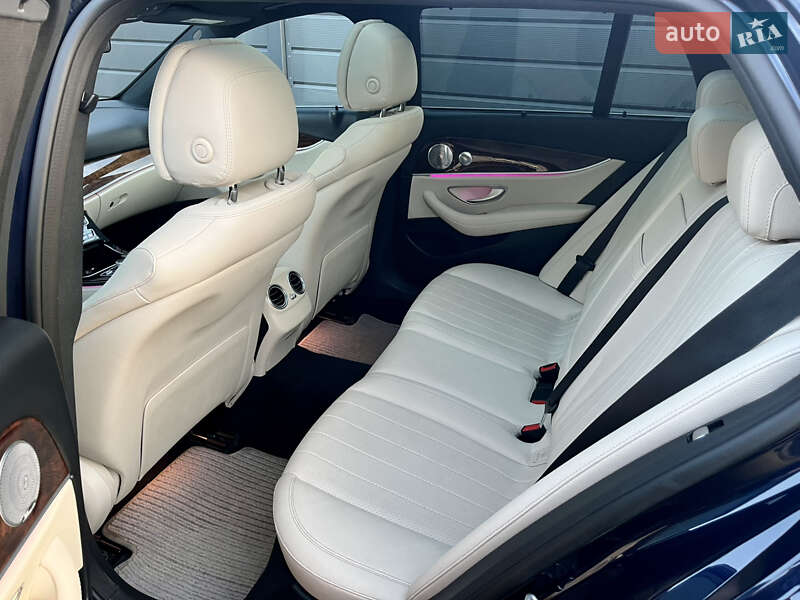 Универсал Mercedes-Benz E-Class 2017 в Черновцах фото 20 Универсал Mercedes-Benz E-Class 2017 в Черновцах