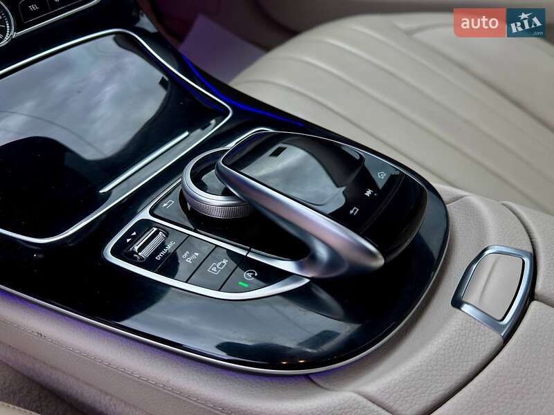 Седан Mercedes-Benz E-Class 2016 в Львові фото 19 Седан Mercedes-Benz E-Class 2016 в Львові