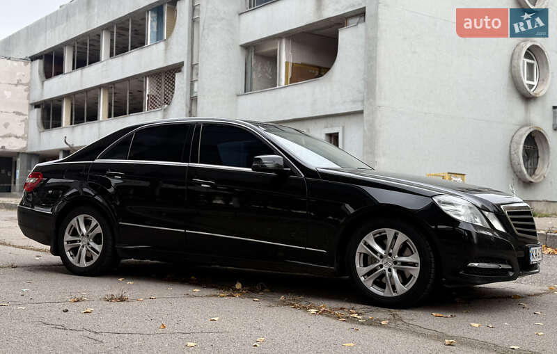 Седан Mercedes-Benz E-Class 2011 в Смілі фото 9 Седан Mercedes-Benz E-Class 2011 в Смілі