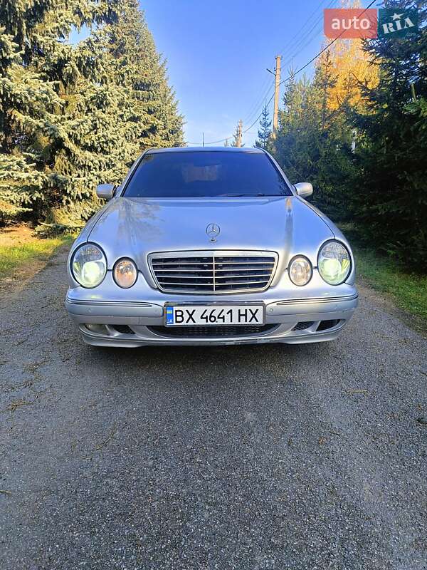 Седан Mercedes-Benz E-Class 2000 в Тернополе