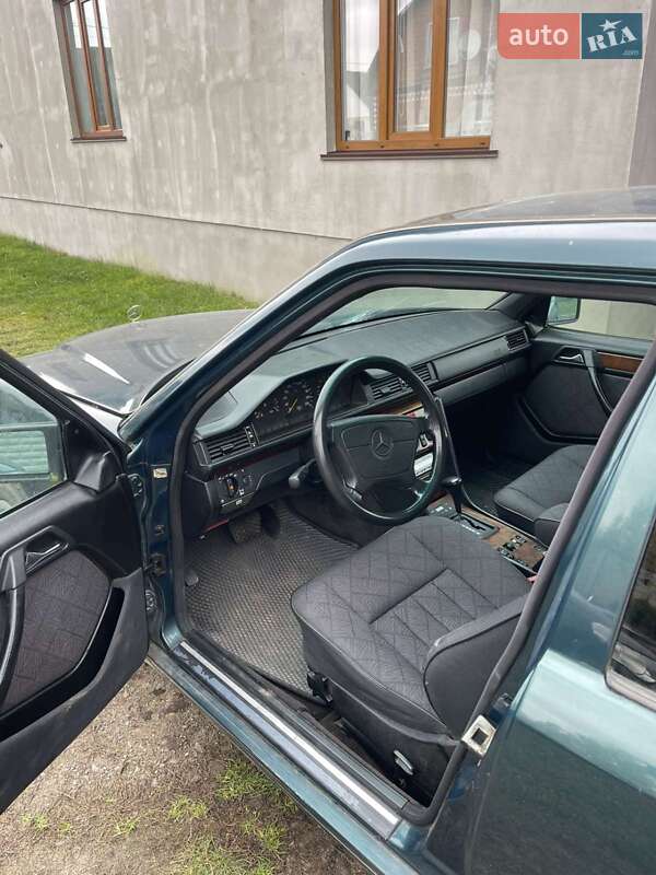 Седан Mercedes-Benz E-Class 1995 в Ровно фото 5 Седан Mercedes-Benz E-Class 1995 в Ровно