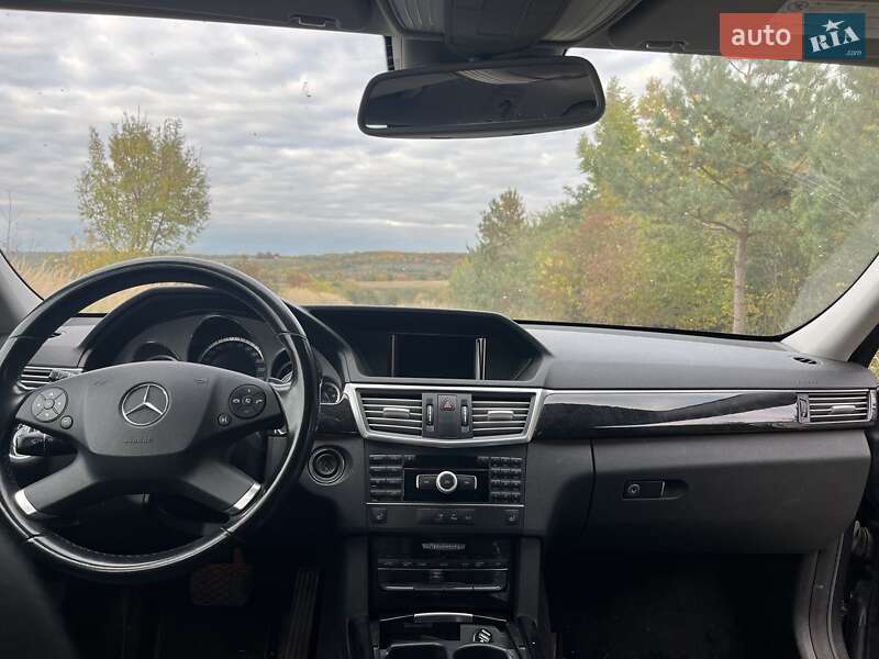Універсал Mercedes-Benz E-Class 2012 в Львові фото 6 Універсал Mercedes-Benz E-Class 2012 в Львові