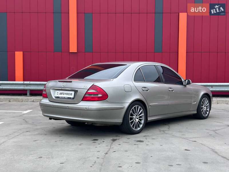 Седан Mercedes-Benz E-Class 2003 в Киеве фото 8 Седан Mercedes-Benz E-Class 2003 в Киеве