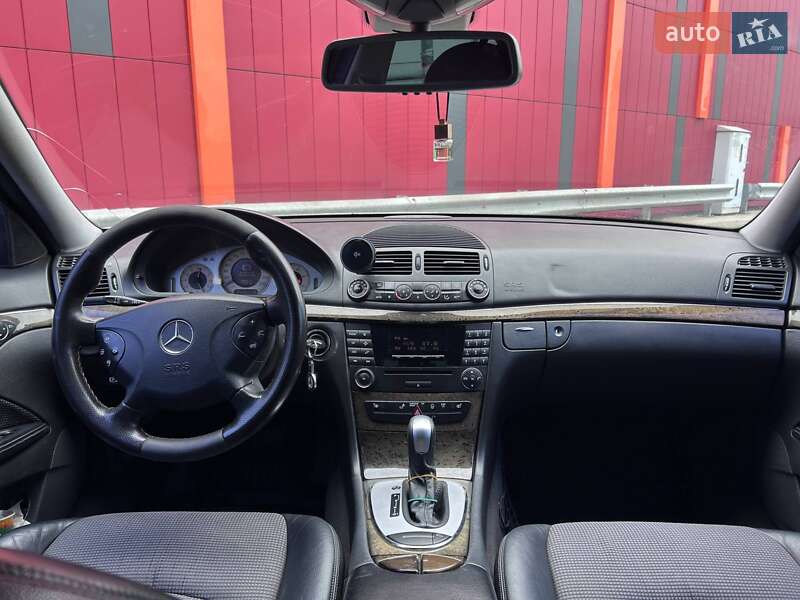 Седан Mercedes-Benz E-Class 2003 в Киеве фото 13 Седан Mercedes-Benz E-Class 2003 в Киеве