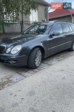 Універсал Mercedes-Benz E-Class 2006 в Кілії