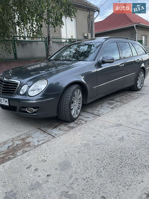 Mercedes-Benz E-Class 2006