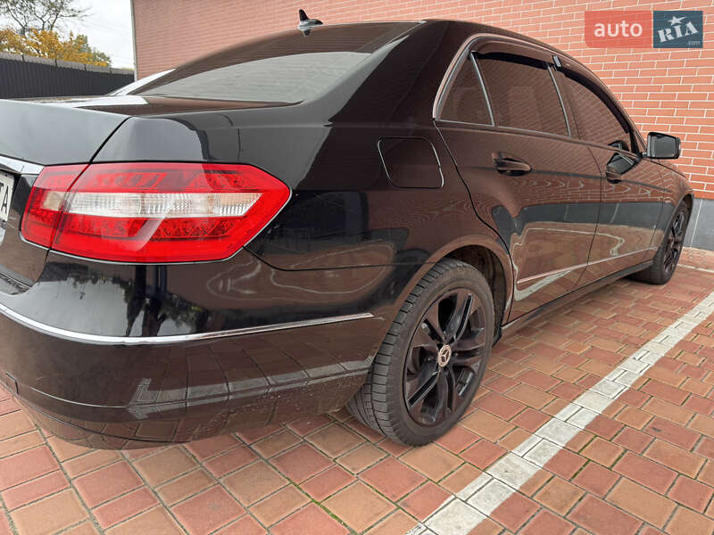 Седан Mercedes-Benz E-Class 2011 в Одессе фото 9 Седан Mercedes-Benz E-Class 2011 в Одессе