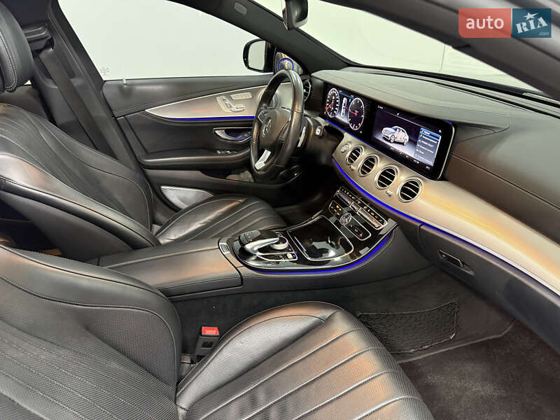 Седан Mercedes-Benz E-Class 2017 в Одесі фото 44 Седан Mercedes-Benz E-Class 2017 в Одесі