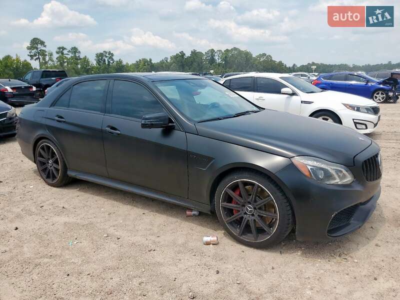 Седан Mercedes-Benz E-Class 2014 в Львові