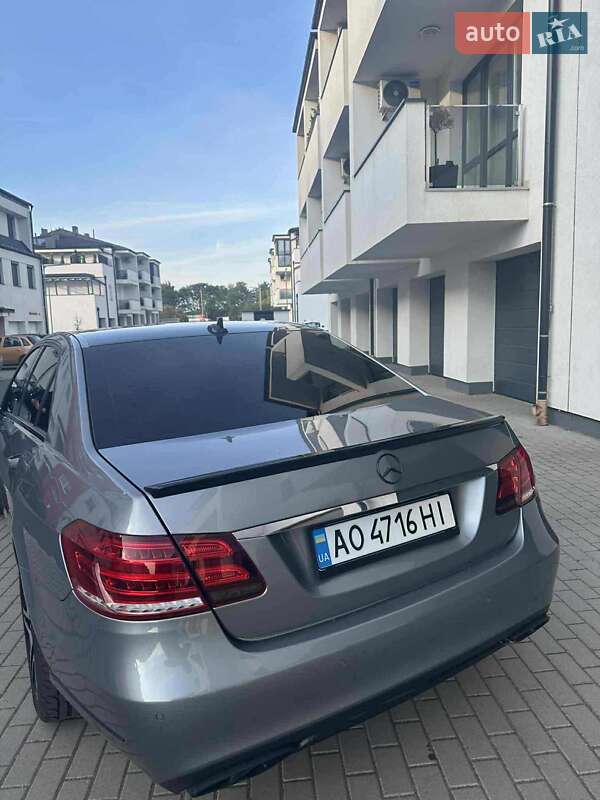 Седан Mercedes-Benz E-Class 2014 в Береговому