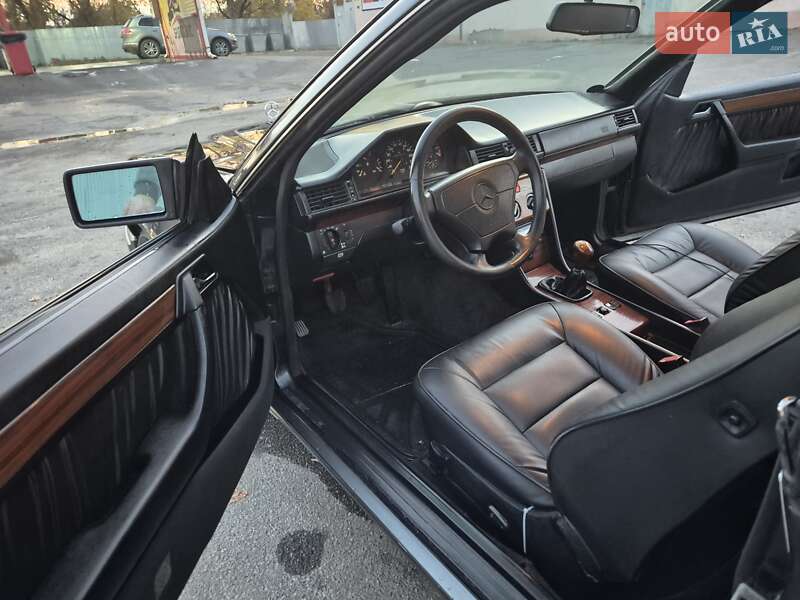Купе Mercedes-Benz E-Class 1995 в Харькове