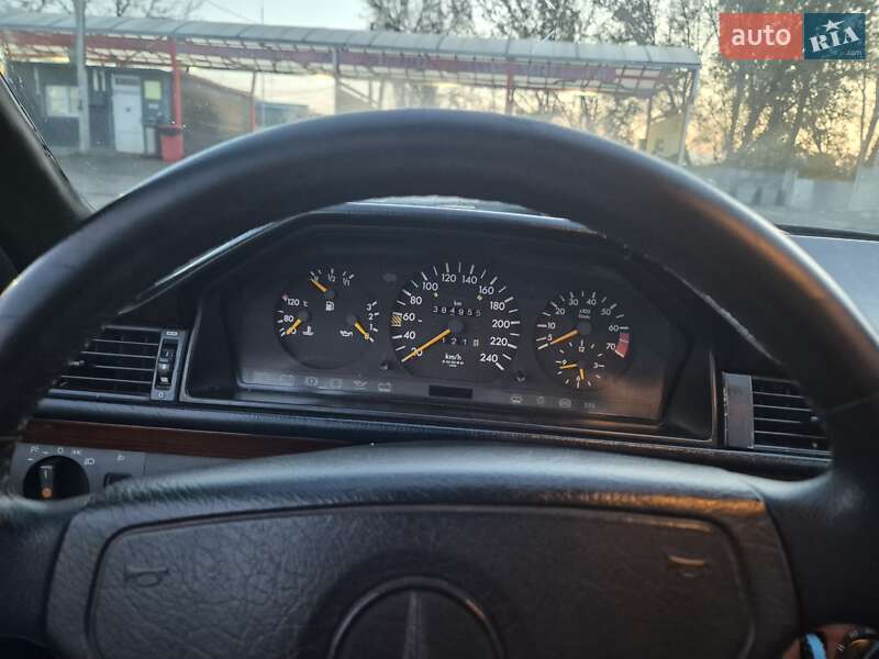 Купе Mercedes-Benz E-Class 1995 в Харькове