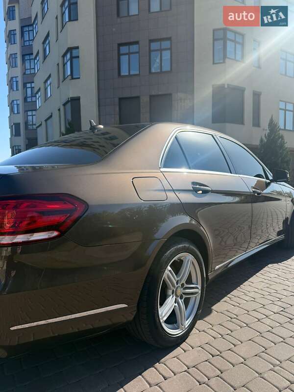 Седан Mercedes-Benz E-Class 2015 в Києві фото 4 Седан Mercedes-Benz E-Class 2015 в Києві