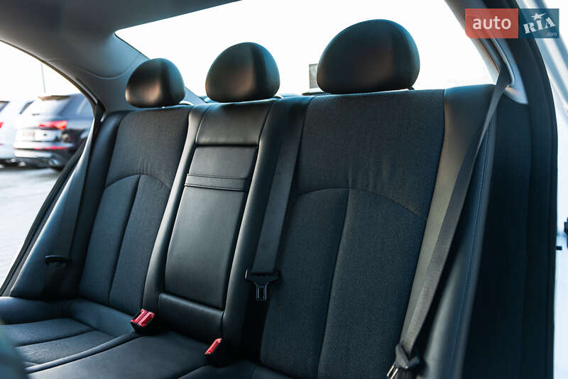 Седан Mercedes-Benz E-Class 2006 в Мукачевому фото 42 Седан Mercedes-Benz E-Class 2006 в Мукачевому