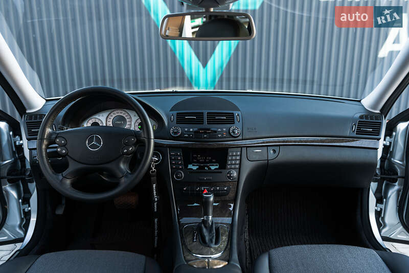 Седан Mercedes-Benz E-Class 2006 в Мукачевому фото 27 Седан Mercedes-Benz E-Class 2006 в Мукачевому