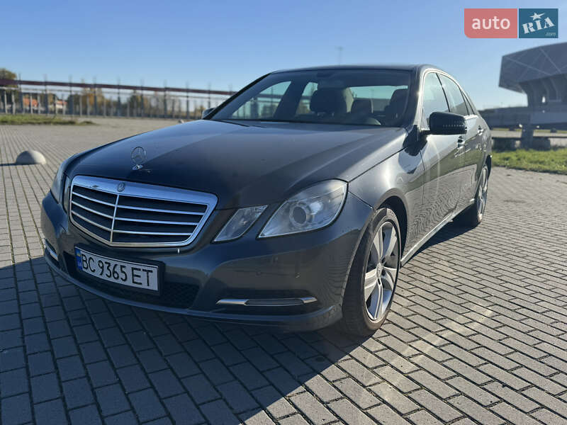 Седан Mercedes-Benz E-Class 2012 в Львові фото 23 Седан Mercedes-Benz E-Class 2012 в Львові