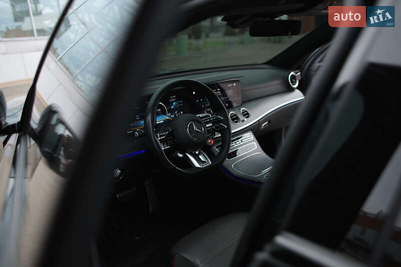 Седан Mercedes-Benz E-Class 2021 в Киеве фото 35 Седан Mercedes-Benz E-Class 2021 в Киеве