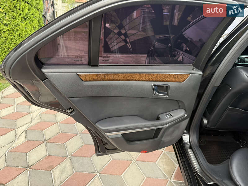Седан Mercedes-Benz E-Class 2009 в Коломые фото 38 Седан Mercedes-Benz E-Class 2009 в Коломые