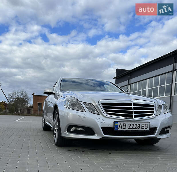 Седан Mercedes-Benz E-Class 2010 в Бершади фото 4 Седан Mercedes-Benz E-Class 2010 в Бершади