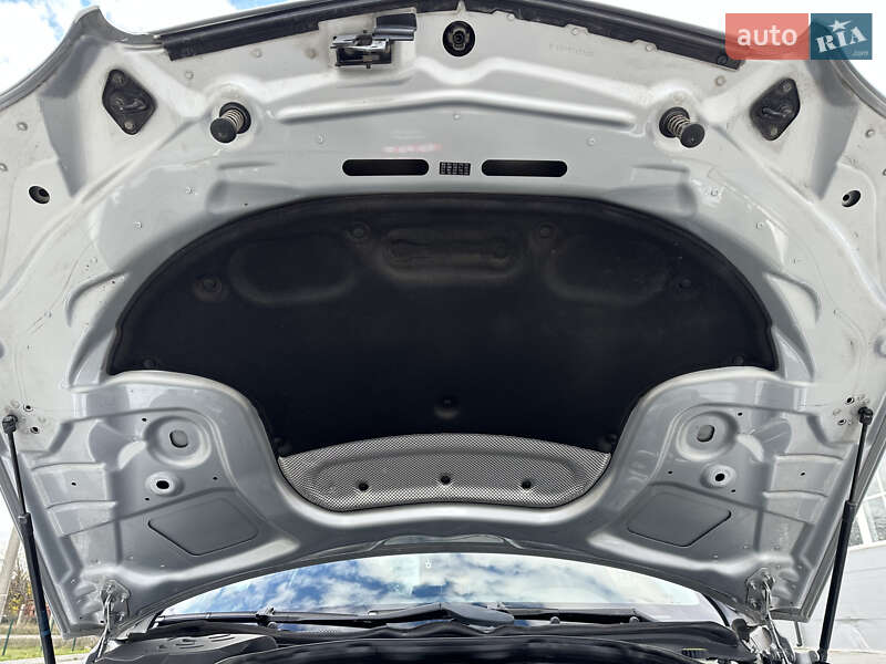 Седан Mercedes-Benz E-Class 2010 в Бершади фото 71 Седан Mercedes-Benz E-Class 2010 в Бершади