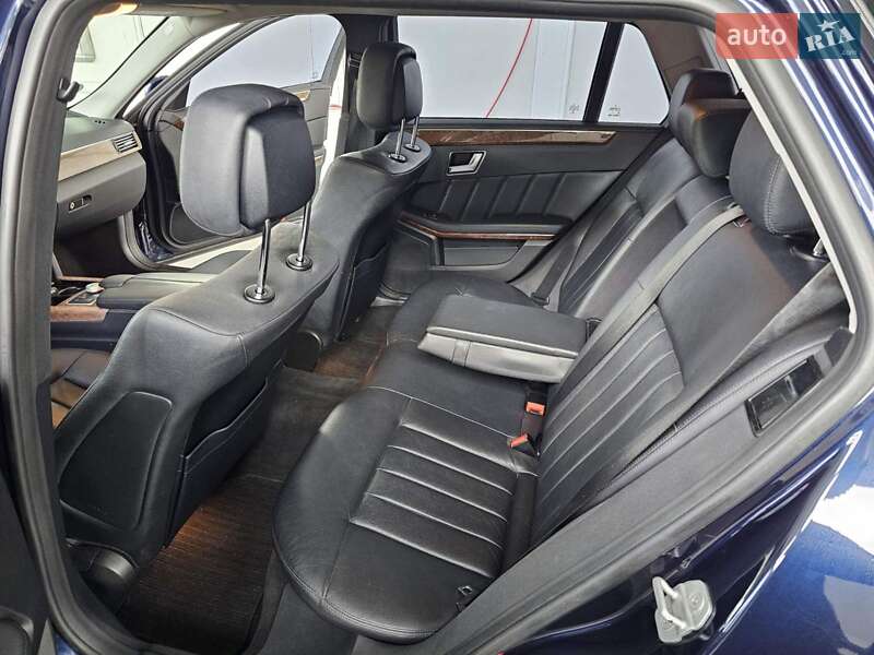 Универсал Mercedes-Benz E-Class 2012 в Львове