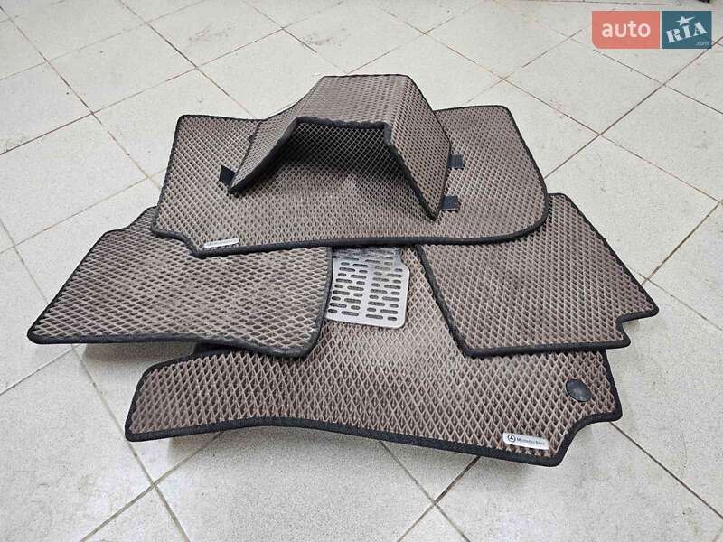 Универсал Mercedes-Benz E-Class 2012 в Львове