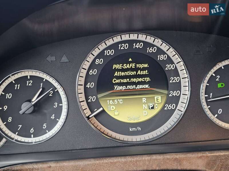 Универсал Mercedes-Benz E-Class 2012 в Львове