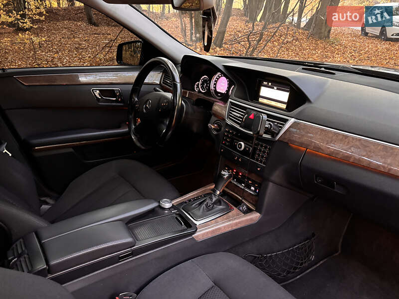 Універсал Mercedes-Benz E-Class 2011 в Золочеві фото 21 Універсал Mercedes-Benz E-Class 2011 в Золочеві
