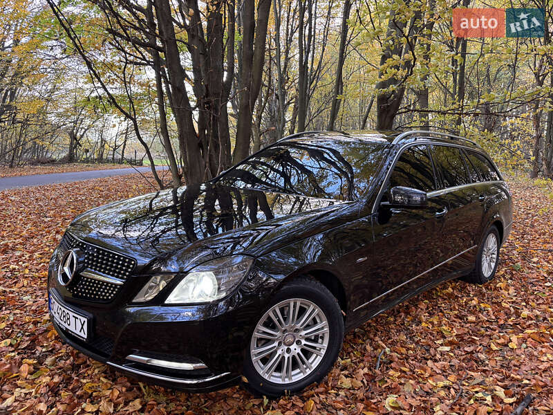 Універсал Mercedes-Benz E-Class 2011 в Золочеві фото 29 Універсал Mercedes-Benz E-Class 2011 в Золочеві