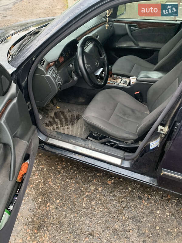 Седан Mercedes-Benz E-Class 2000 в Миколаєві фото 5 Седан Mercedes-Benz E-Class 2000 в Миколаєві