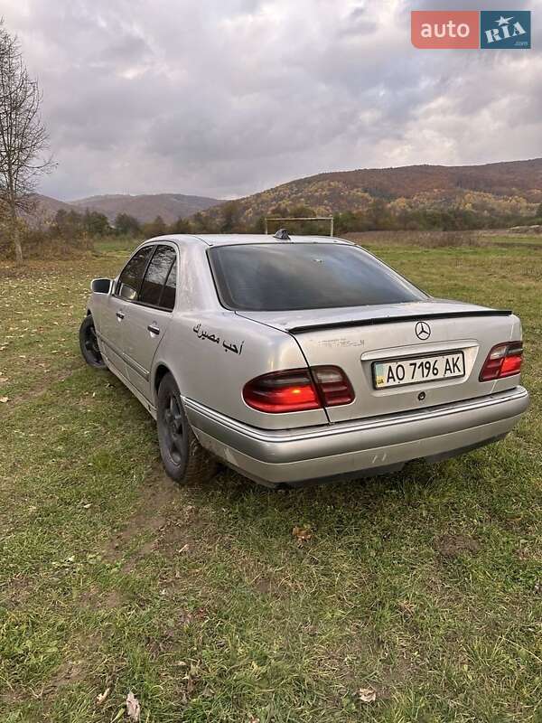 Седан Mercedes-Benz E-Class 1999 в Ужгороді фото 2 Седан Mercedes-Benz E-Class 1999 в Ужгороді