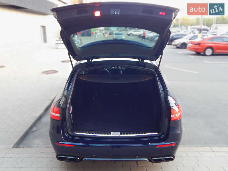 Универсал Mercedes-Benz E-Class 2018 в Киеве