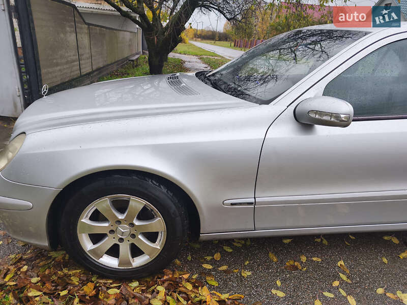 Седан Mercedes-Benz E-Class 2004 в Чернигове фото 8 Седан Mercedes-Benz E-Class 2004 в Чернигове
