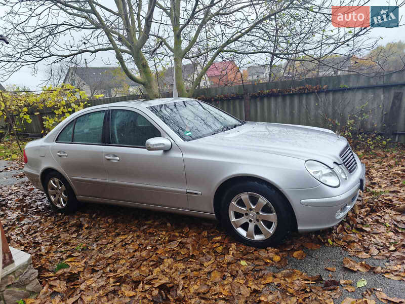 Седан Mercedes-Benz E-Class 2004 в Чернигове фото 18 Седан Mercedes-Benz E-Class 2004 в Чернигове