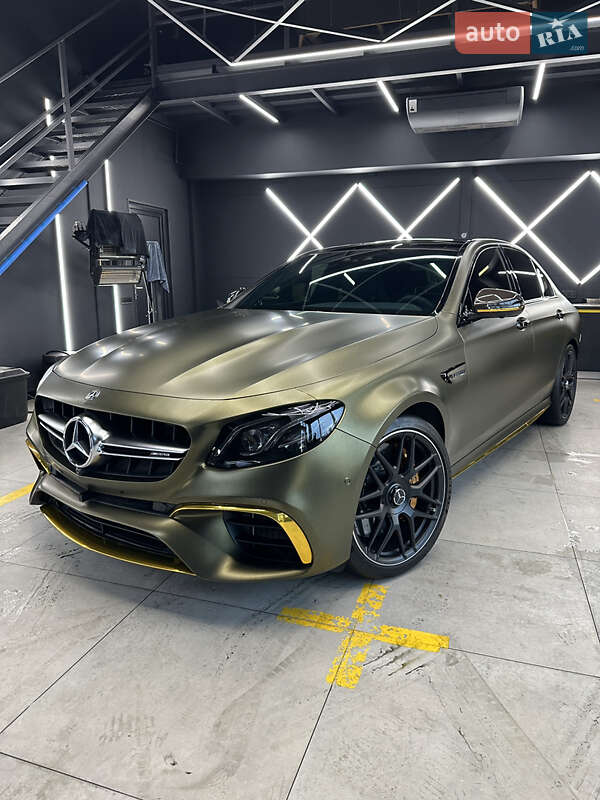 Седан Mercedes-Benz E-Class 2018 в Киеве фото 16 Седан Mercedes-Benz E-Class 2018 в Киеве