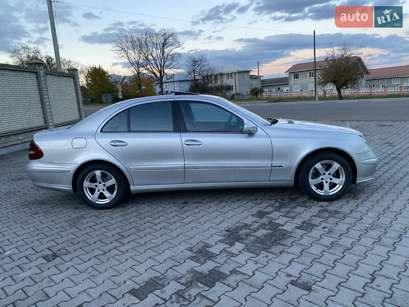 Седан Mercedes-Benz E-Class 2006 в Черновцах фото 4 Седан Mercedes-Benz E-Class 2006 в Черновцах
