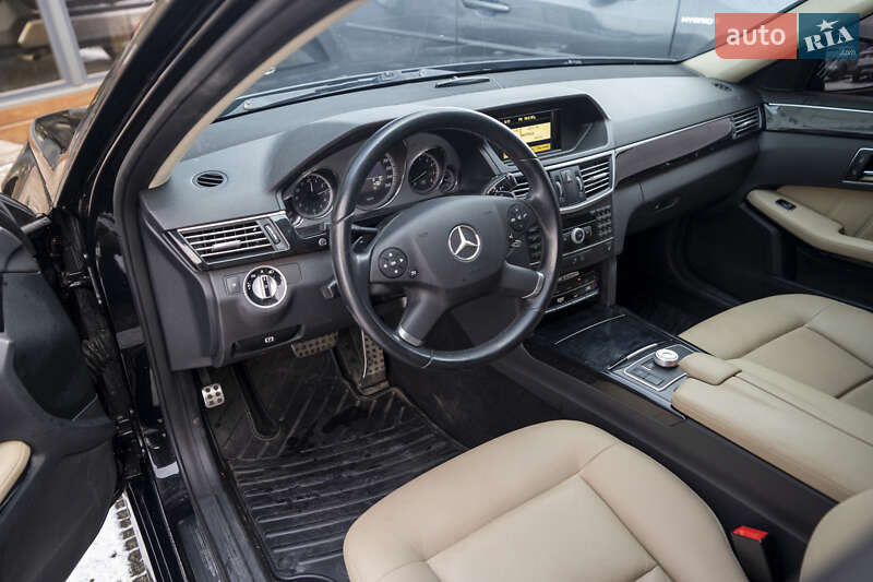 Седан Mercedes-Benz E-Class 2010 в Киеве фото 14 Седан Mercedes-Benz E-Class 2010 в Киеве