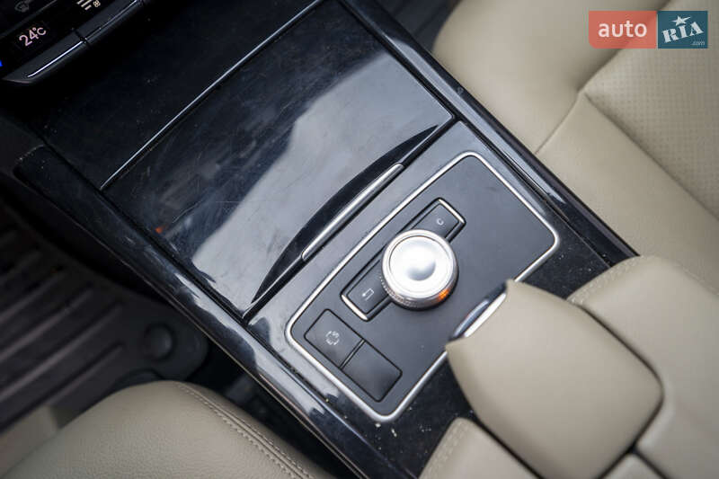 Седан Mercedes-Benz E-Class 2010 в Киеве фото 28 Седан Mercedes-Benz E-Class 2010 в Киеве