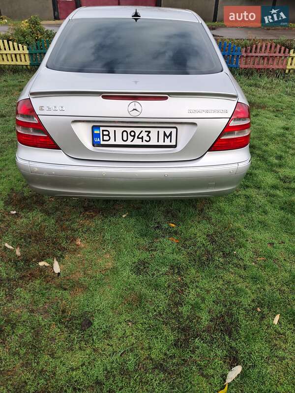 Седан Mercedes-Benz E-Class 2003 в Лохвиці фото 4 Седан Mercedes-Benz E-Class 2003 в Лохвиці