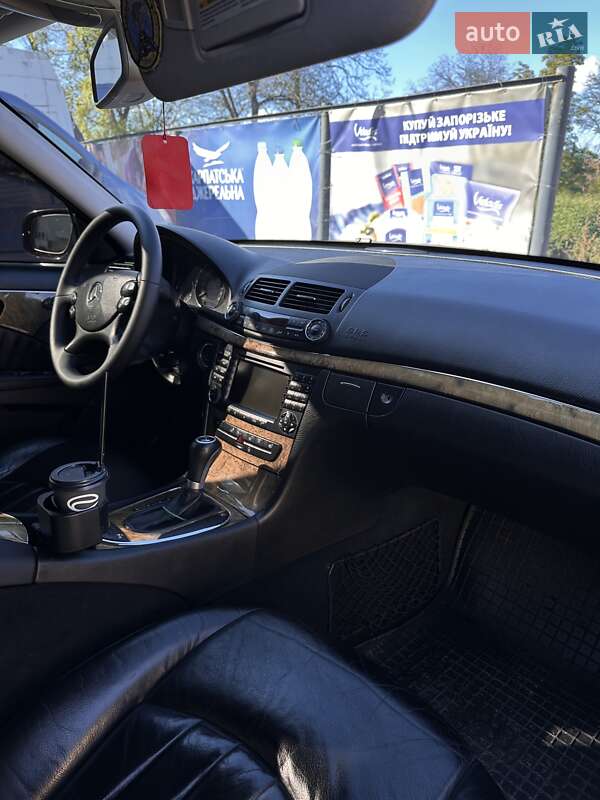 Седан Mercedes-Benz E-Class 2007 в Чернівцях фото 16 Седан Mercedes-Benz E-Class 2007 в Чернівцях